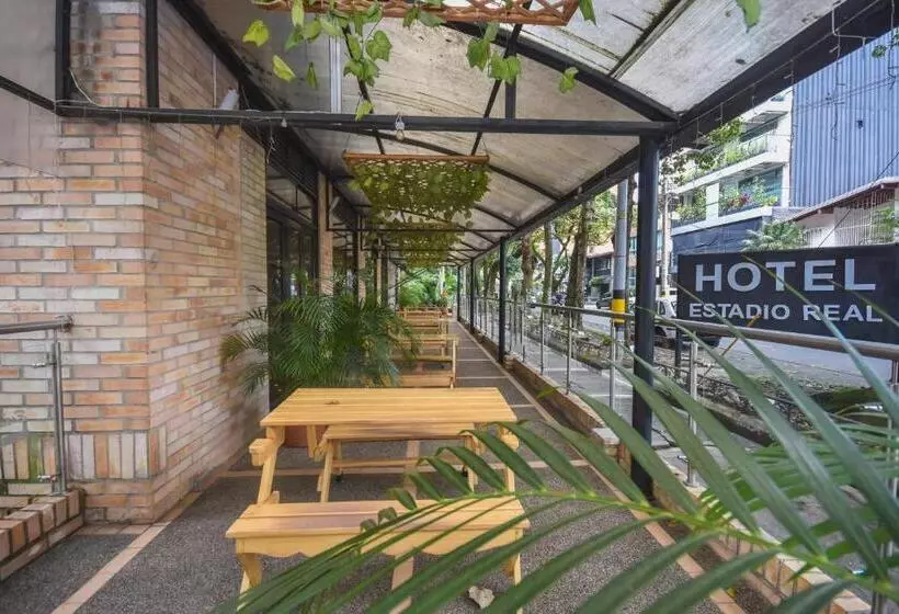 Fotos del hotel Estadio Real:  8