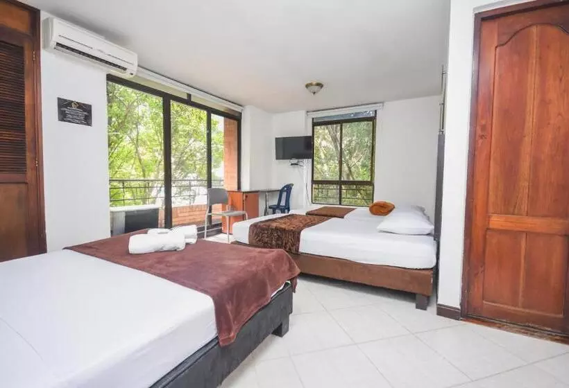 Fotos del hotel Estadio Real:  23