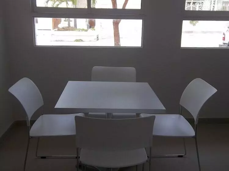 Fotos del hotel Golden House:  2