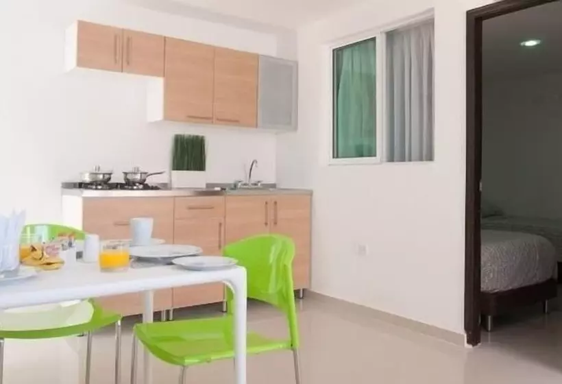 Fotos del hotel Golden House:  6