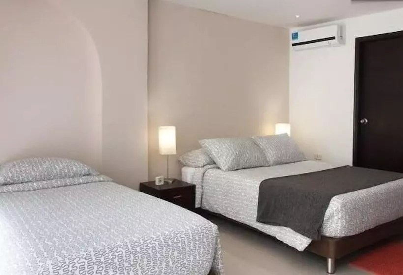 Fotos del hotel Golden House:  16