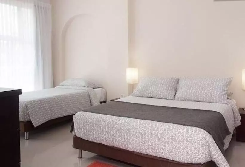 Fotos del hotel Golden House:  12