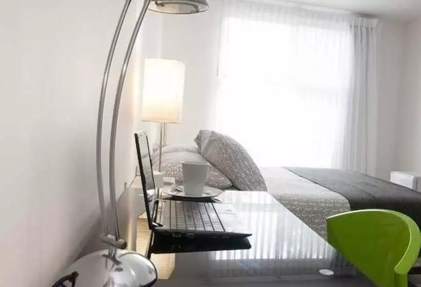 Fotos del hotel Golden House:  10