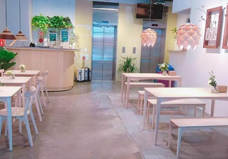 Fotos del hotel Homey House:  10