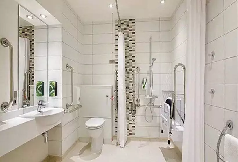 Fotos del hotel Premier Inn London City - Old Street:  4