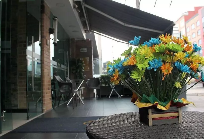 Fotos del hotel Santafe Real:  12