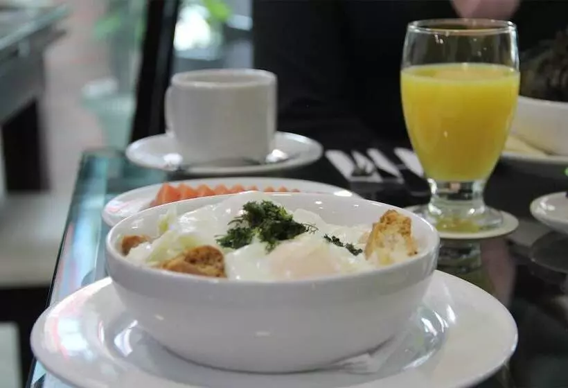 Fotos del hotel Santafe Real:  15