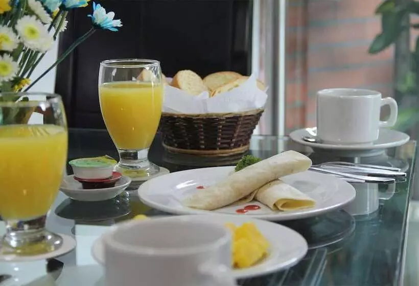 Fotos del hotel Santafe Real:  18