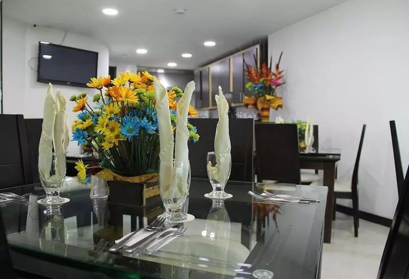 Fotos del hotel Santafe Real:  22