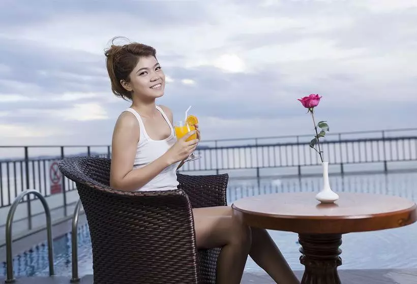 Fotos del hotel High Sky:  6