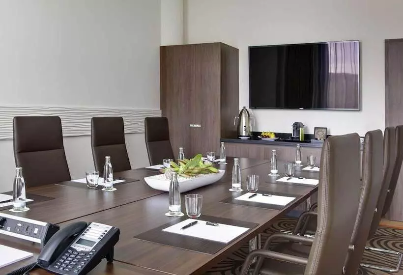 Fotos del hotel Steigenberger  Bremen:  9