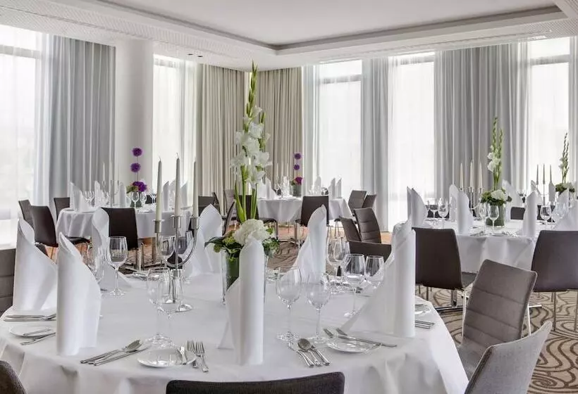 Fotos del hotel Steigenberger  Bremen:  2