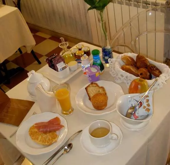 Fotos del hotel El Jardín De Eugenia:  2