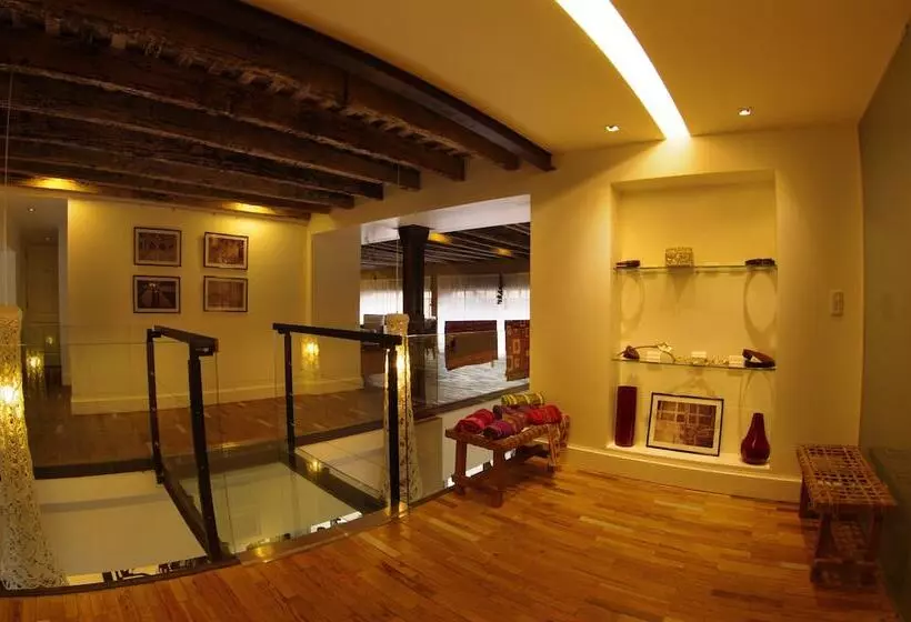 Fotos del hotel Patios De San Telmo:  4