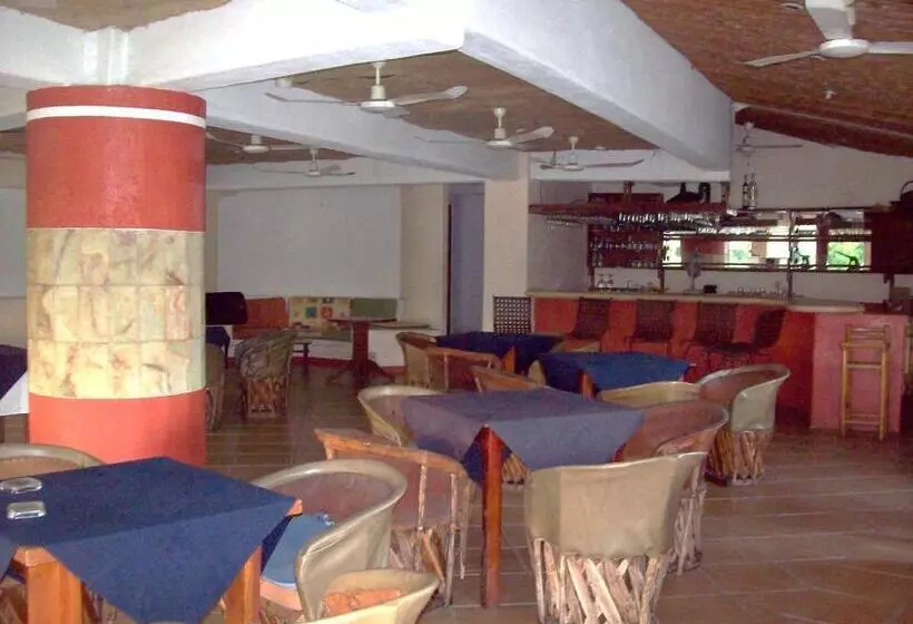 Fotos del hotel Suites Ixtapa Plaza:  4