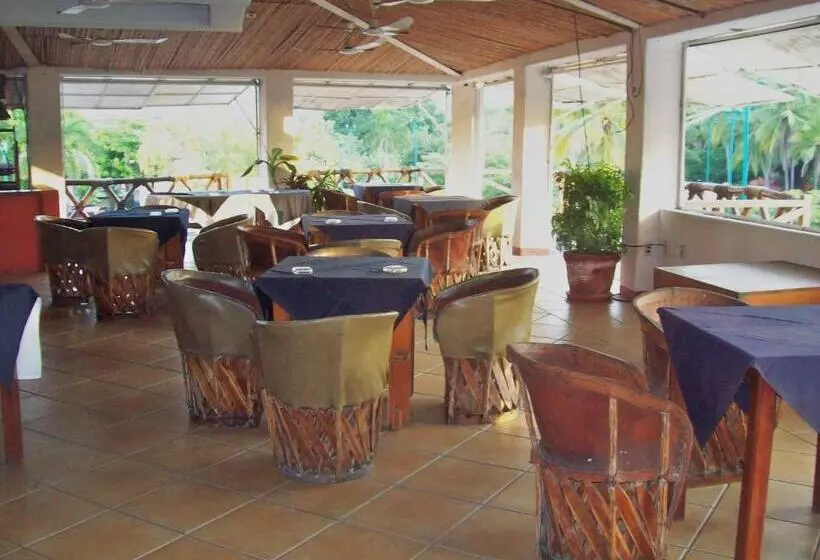 Fotos del hotel Suites Ixtapa Plaza:  11