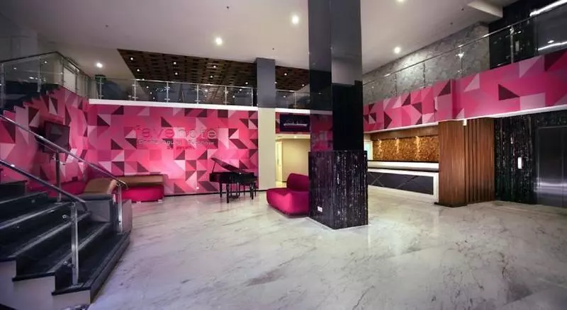 Fotos del hotel Fave Graha Agung Surabaya:  2