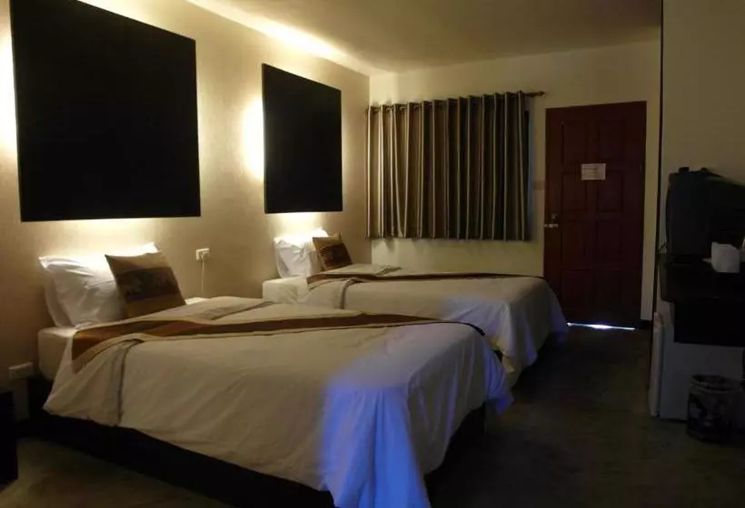 Fotos del hotel Tawan Court:  2