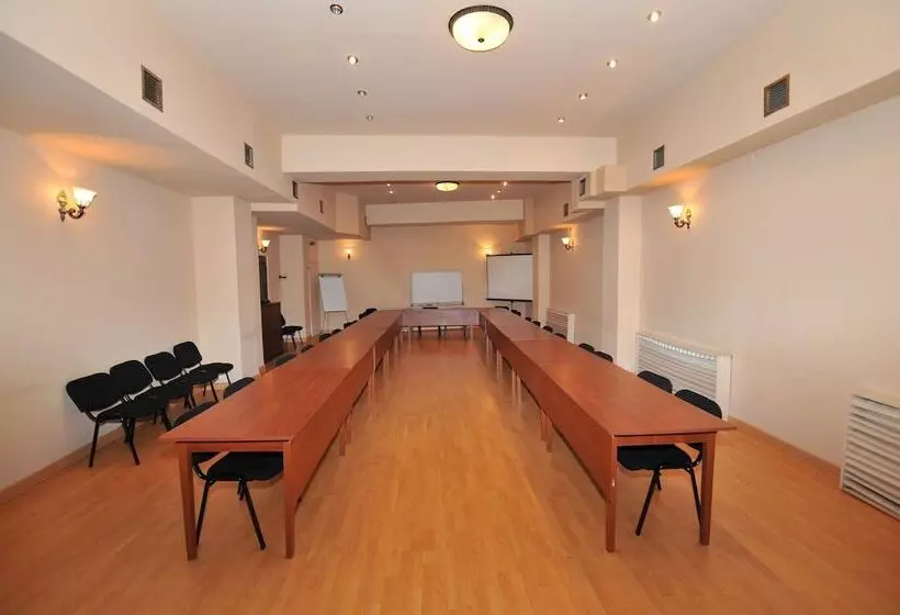 Fotos del hotel Diplomat:  3