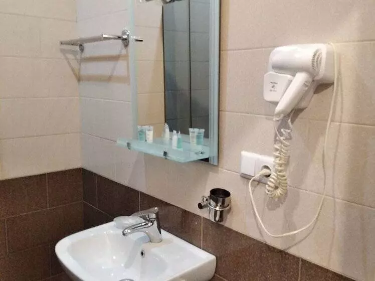 Fotos del hotel Diplomat:  24