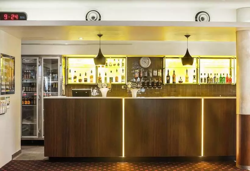 Fotos del hotel Ramada  & Suites Sydney Cabramatta:  22