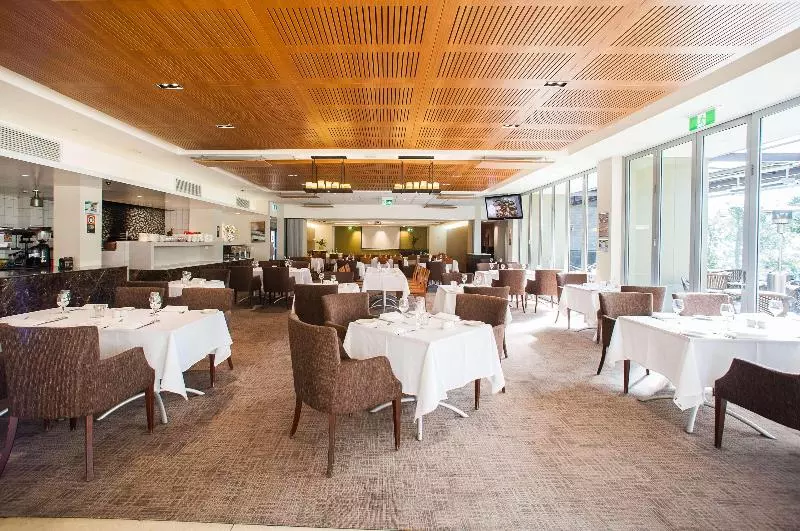 Fotos del hotel Ramada  & Suites Sydney Cabramatta:  13