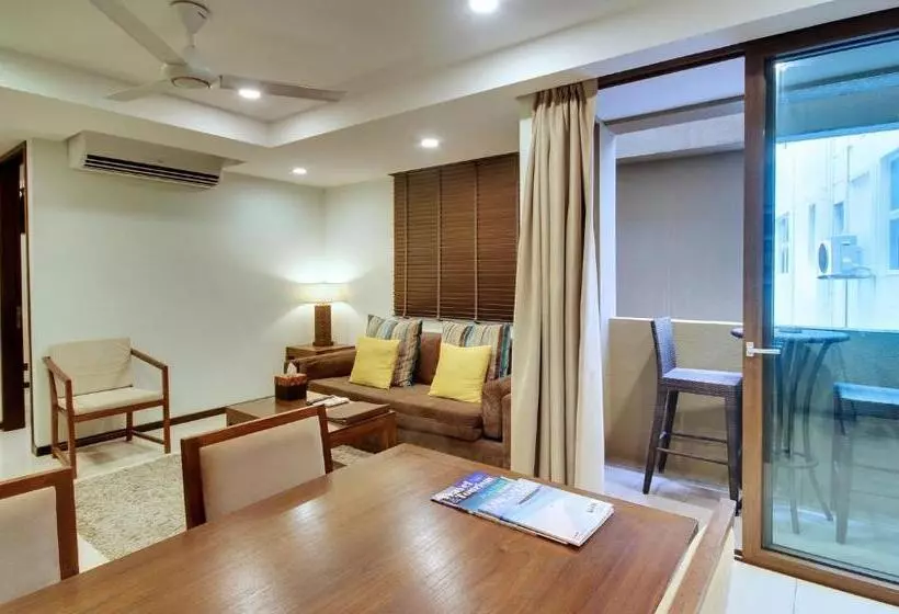 Fotos del hotel The Somerset:  24