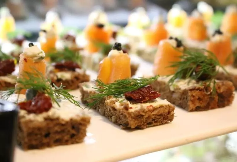 Fotos del hotel The Somerset:  19