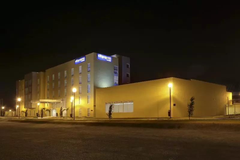 Fotos del hotel City Express Salina Cruz:  16