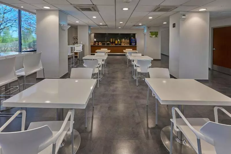 Fotos del hotel City Express Salina Cruz:  3