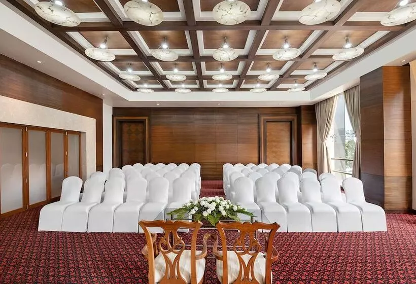 Fotos del hotel Radisson Blu Hotel Ahmedabad:  24