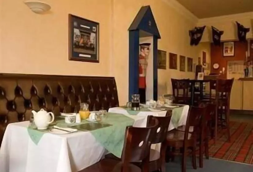 Fotos del hotel The Guards:  4