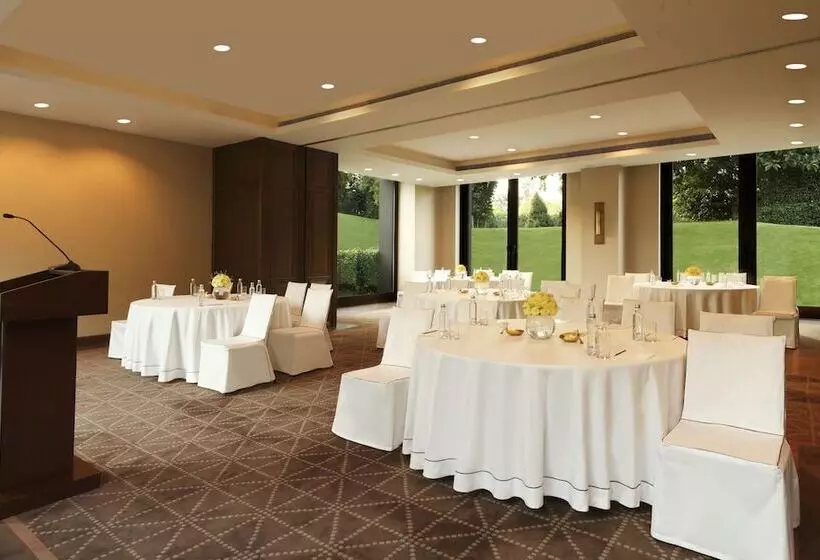 Fotos del hotel The Roseate:  14