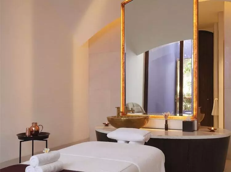 Fotos del hotel The Roseate:  18