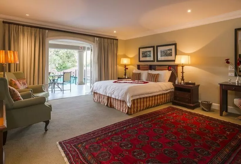 Auberge Hollandaise Guest House By Misty Blue S