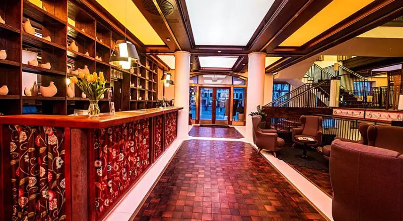 Fotos del hotel Bristol Tradition And Luxury:  2