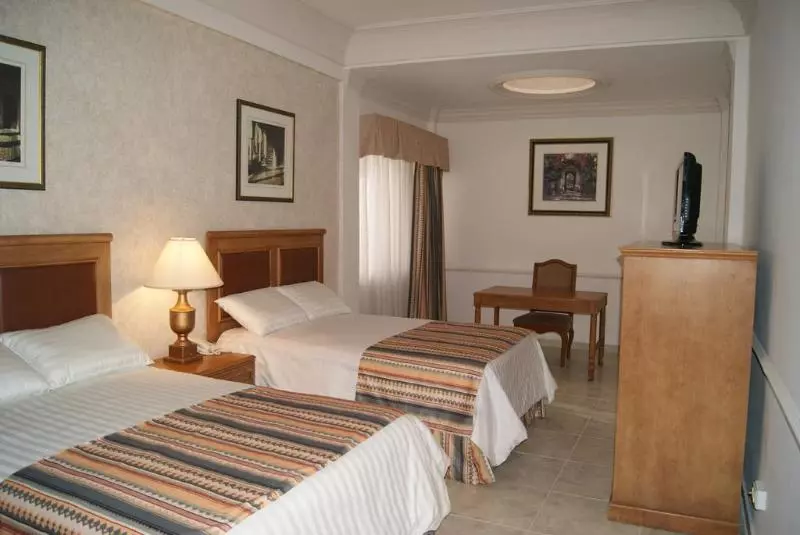 Fotos del hotel Savoy Express:  2