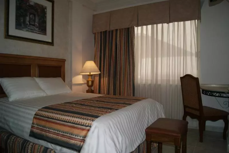 Fotos del hotel Savoy Express:  8