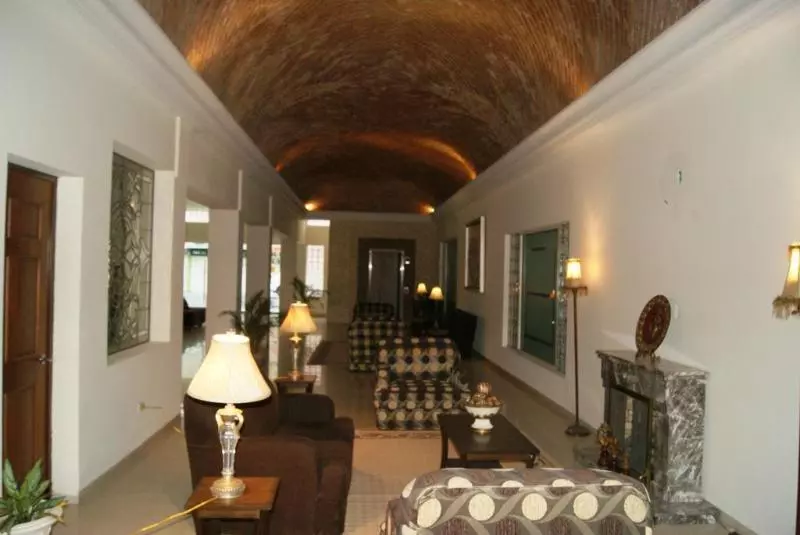 Fotos del hotel Savoy Express:  9