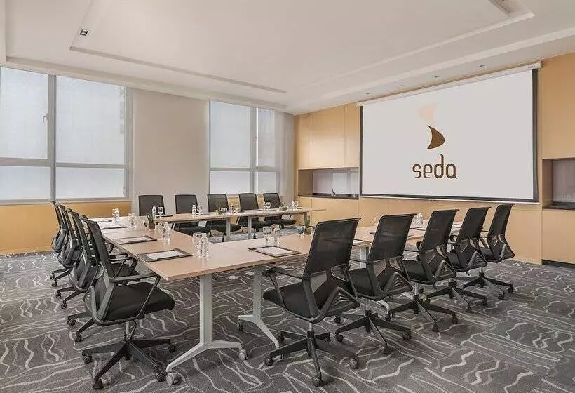 Fotos del hotel Seda Bonifacio Global City  Multiple Use:  8