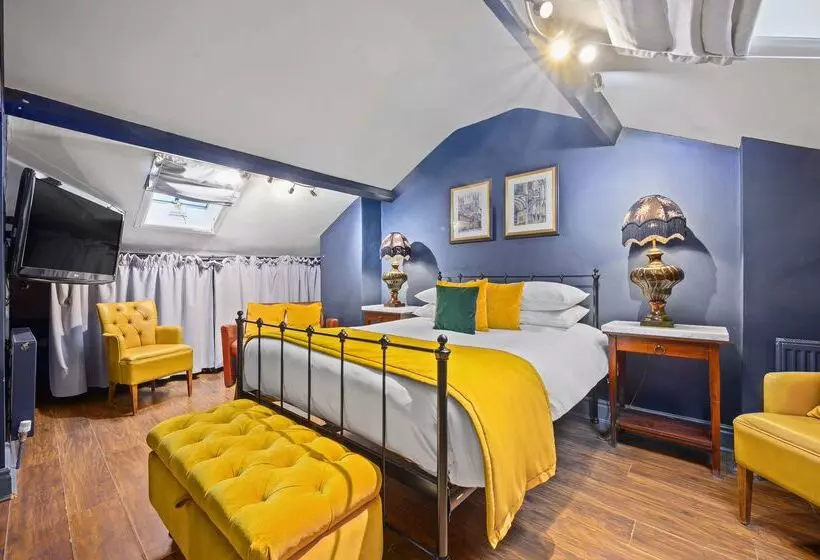 Lamb & Lion , Sure  Collection By Best Western