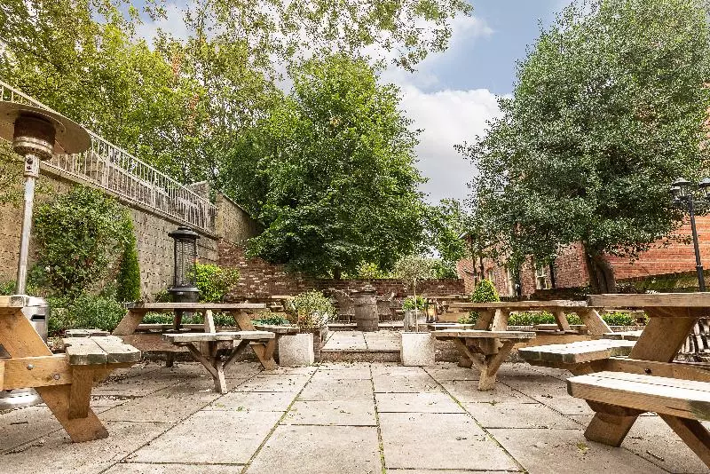 Fotos del hotel Lamb & Lion , Sure  Collection By Best Western:  10