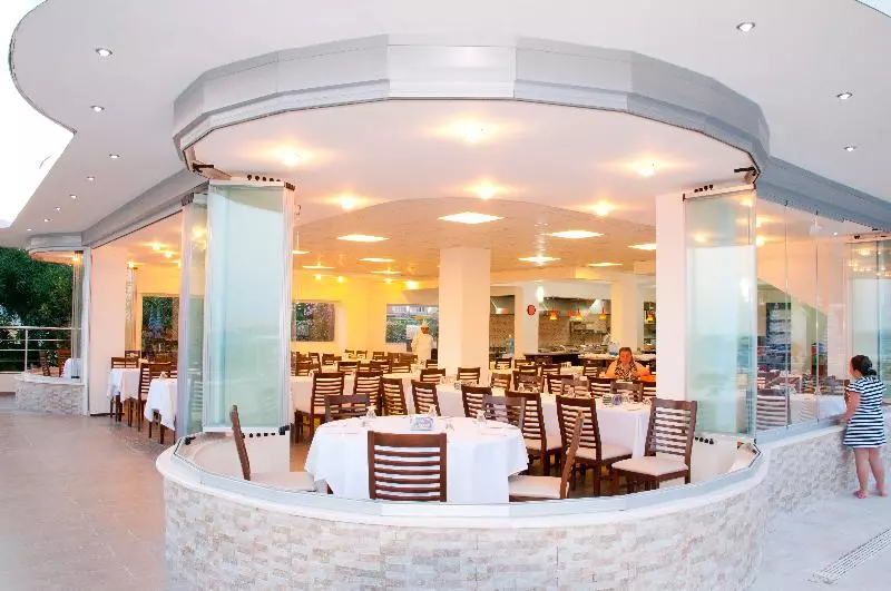 Fotos del hotel Dogan Beach Resort & Spa:  2