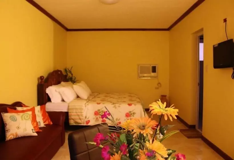 Hagnaya Beach Resort And Restaurant