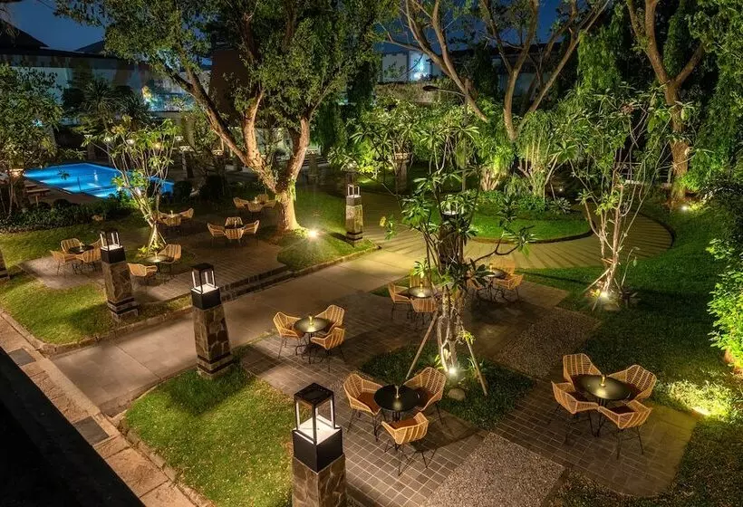 Fotos del hotel Santika Taman Mini Indonesia Indah:  6