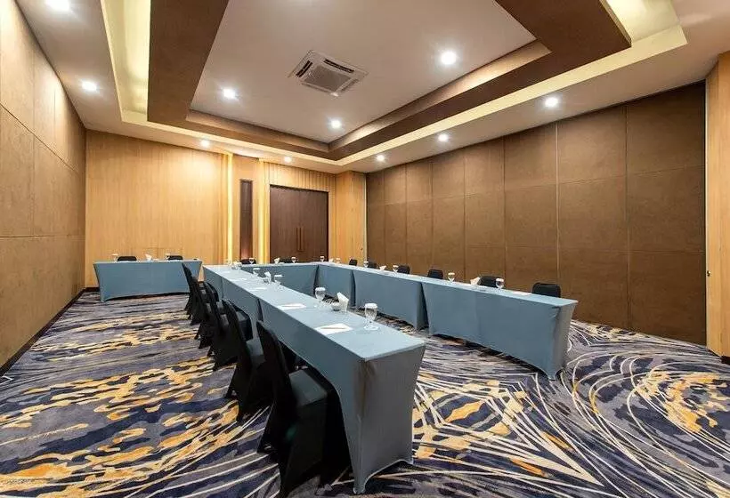 Fotos del hotel Santika Taman Mini Indonesia Indah:  14