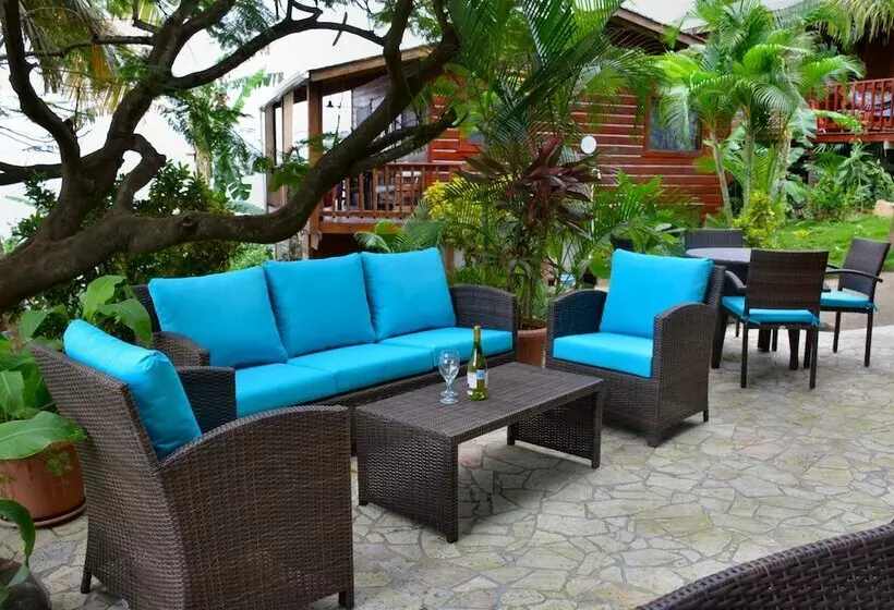 Fotos del hotel West Bay Lodge:  4