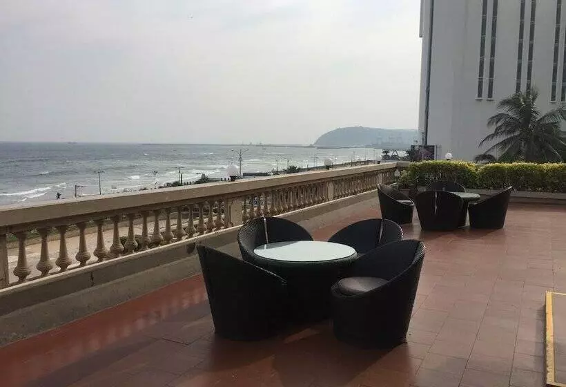 Fotos del hotel The Gateway Hotel Beach Road:  8