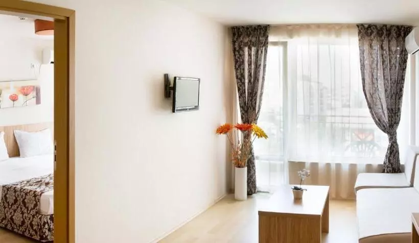 Fotos del hotel Karlovo:  16