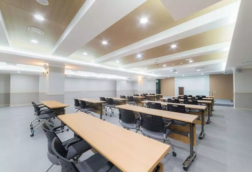 Fotos del hotel Reborn Suwon Silkroad:  17